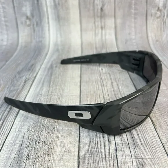 Oakley GASCAN 9014-6160 Sunglasses Matte Black w/ Prizm Black Iridium - Picture 2 of 6